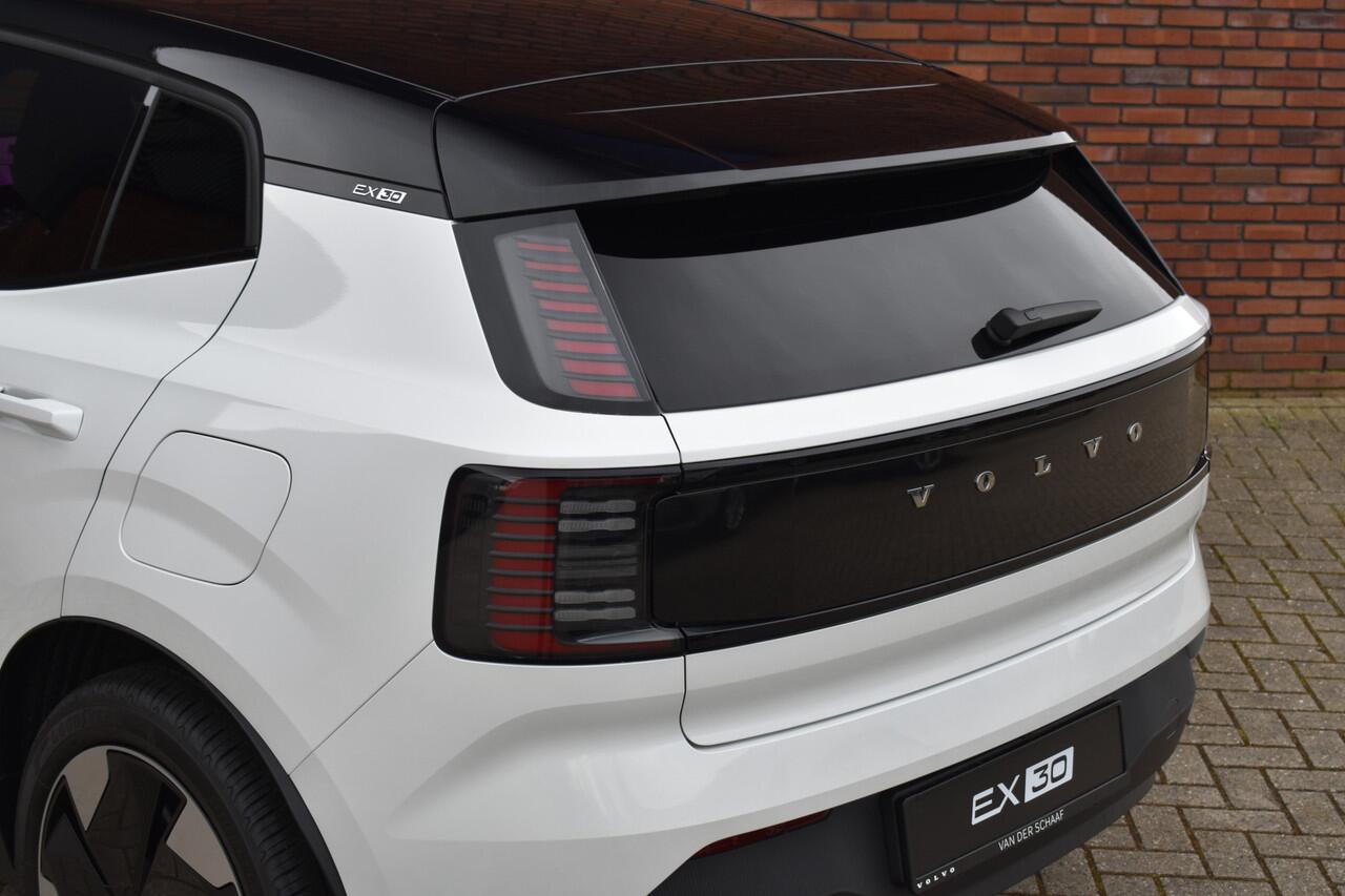 Volvo EX30 Extended Range 272PK Plus | Black Pack | Harman/Kardon |