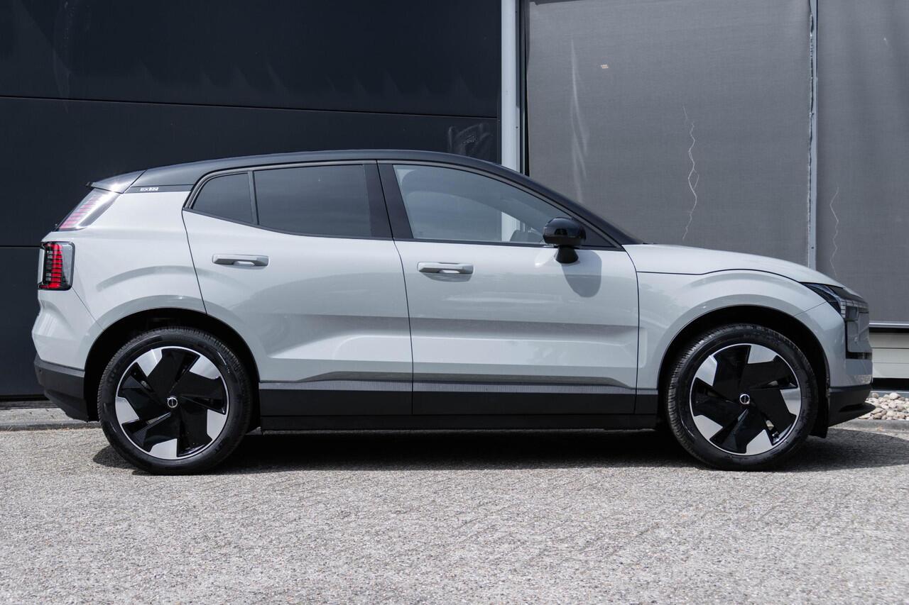 Volvo EX30 Single Motor Extended Range Plus 69 kWh | Getint Glas Achter | Pine Interieur | Adaptieve Cruise Control | Keyless Entry | Parkeersensoren | Dodehoekdetectie Met Correctie | Apple Carplay/Android Auto | Rijstrooksensor Met Correctie