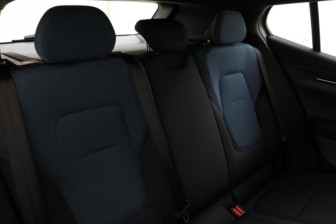 Volvo EX30 SINGLE MOTOR EXTENDED RANGE PLUS 69 kWh -CAMERA|HK-AUDIO|ADAP.CRUISE|BLIS|20"