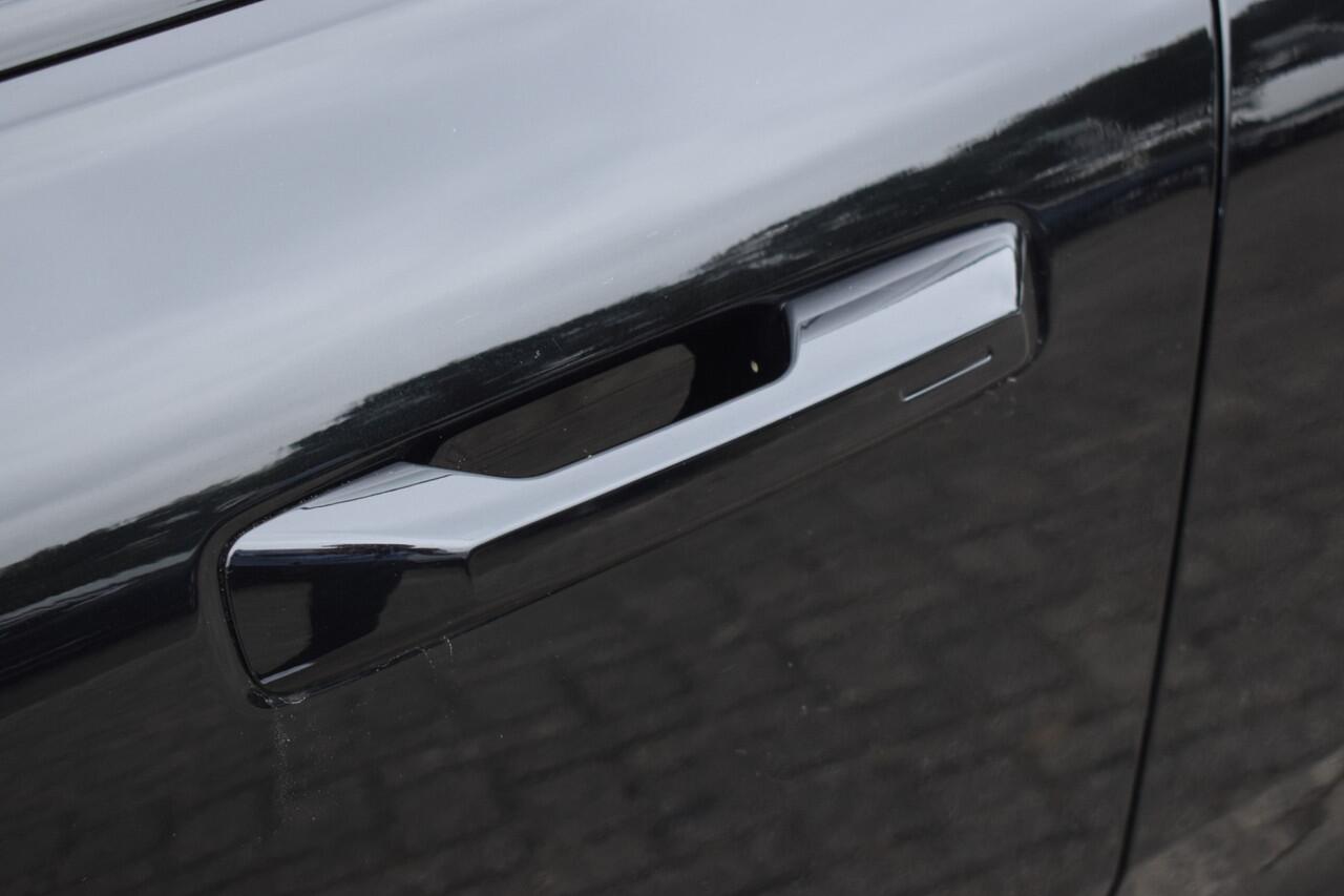 Volvo EX30 Extended Range Plus 69 kWh | ACC | H&K | Blis | Camera | 19'LMV Camera