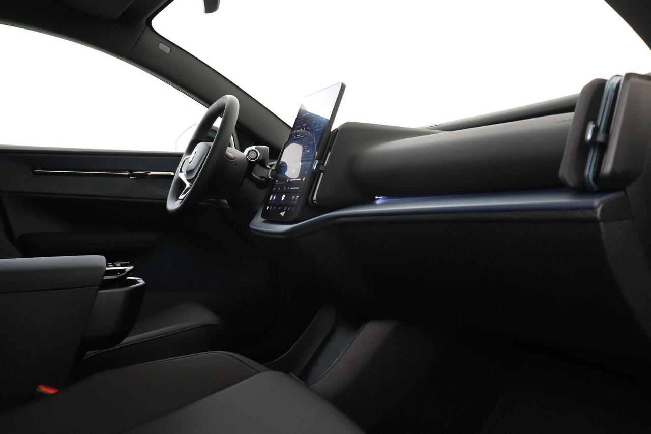 Volvo EX30 SINGLE MOTOR EXTENDED RANGE PLUS 69 kWh -GETINT.GLAS|CAMERA|HK-AUDIO|ADAP.CRUISE|BLIS