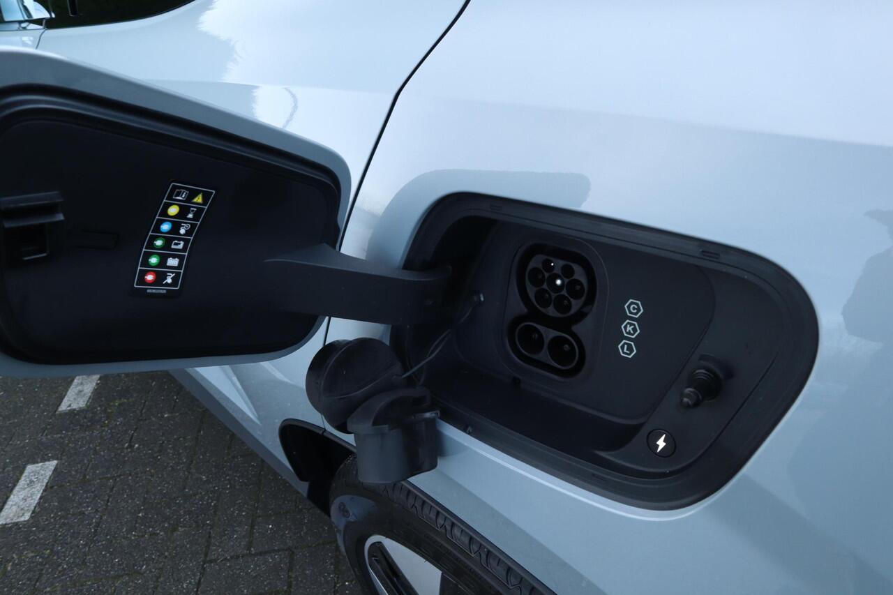 Volvo EX30 Single Motor Extended Range Core 69 kWh CARGO