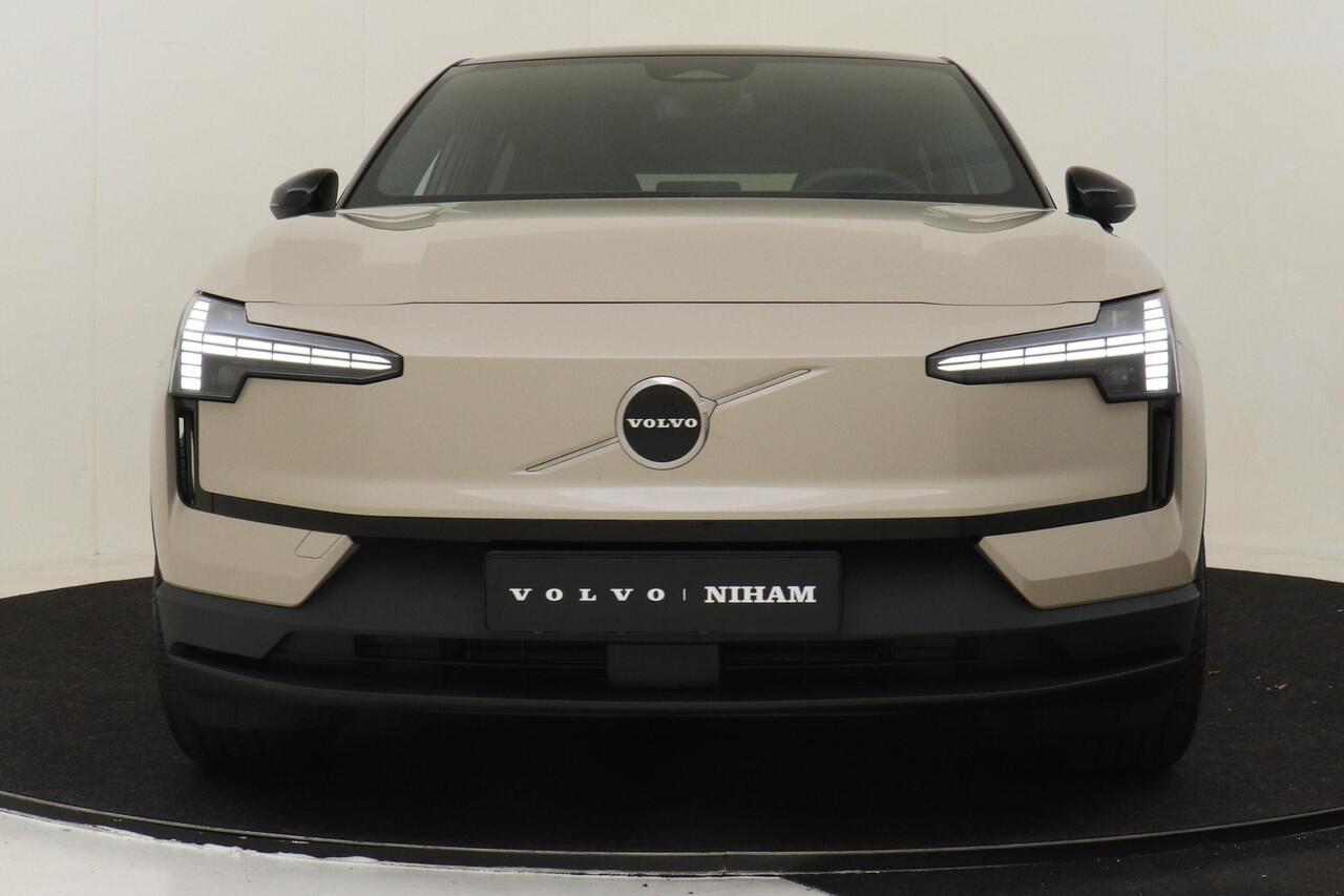 Volvo EX30 SINGLE MOTOR EXTENDED RANGE PLUS EUROPA 69 kWh -PANO.DAK|ELEK.STOELEN|HARMAN/KARDON|PRIVACY.GLAS|20"|LEDER