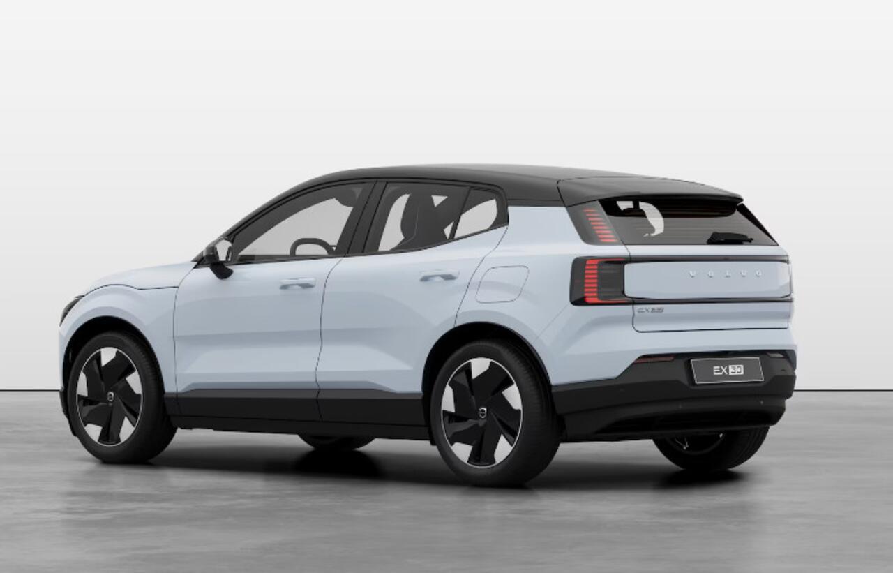 Volvo EX30 272PK Ext. Range Plus / Nu van ¤45.995 Voor ¤38.495! / / Adaptieve Cruise Control/ Dodehoek Detectie / Parkeersensoren voor en achter/ Achteruitrijcamera/ Warmtepomp/ Google Services/W