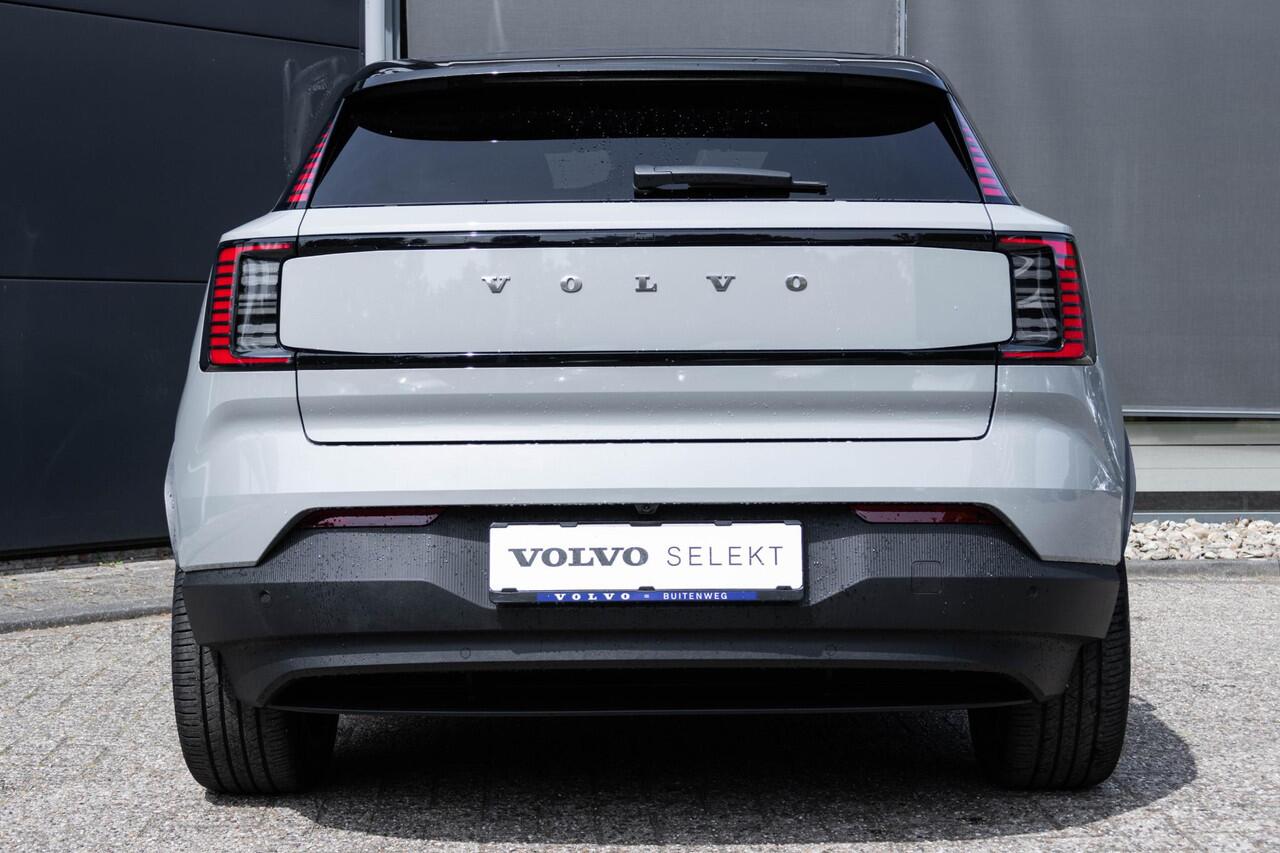 Volvo EX30 Single Motor Extended Range Plus 69 kWh | Getint Glas Achter | Pine Interieur | Adaptieve Cruise Control | Keyless Entry | Parkeersensoren | Dodehoekdetectie Met Correctie | Apple Carplay/Android Auto | Rijstrooksensor Met Correctie
