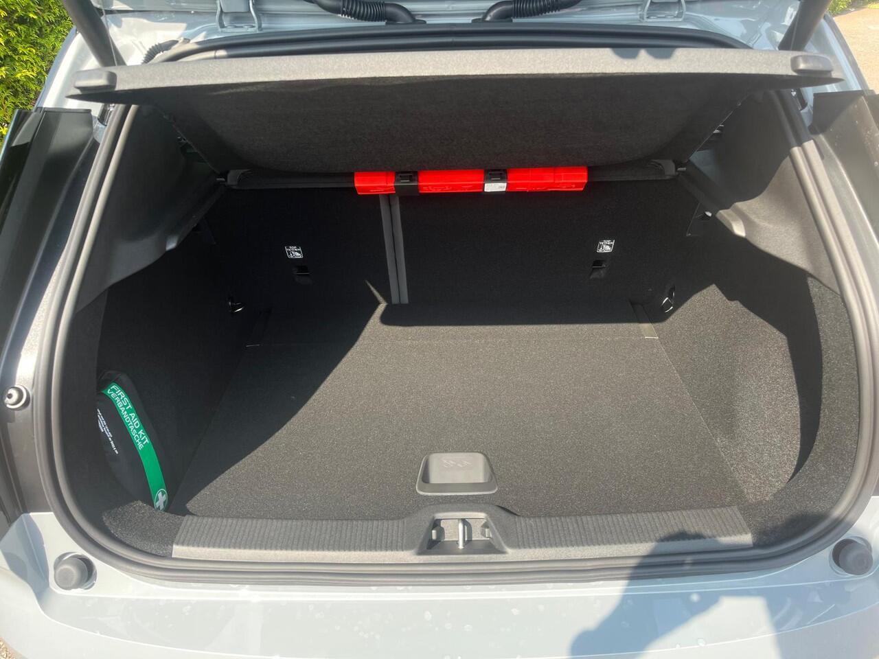 Volvo EX30 Single Motor Plus 51 kWh | nieuw uit voorraad | LAAGSTEPRIJS garantie |