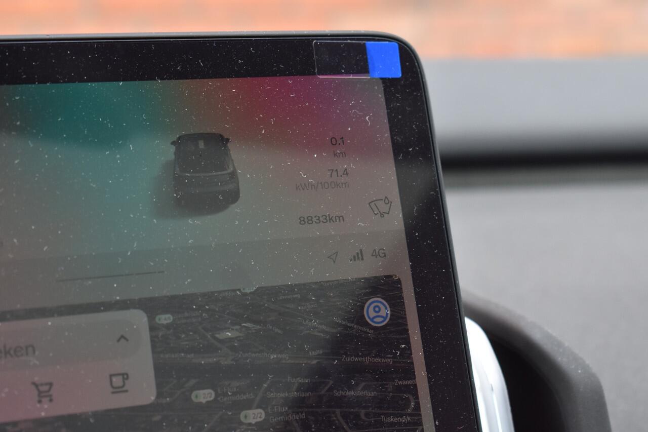 Volvo EX30 Twin Motor Performance 428PK Ultra | Full Options | 20'' | Climate | Getint glas | Black/Yellow Pack |