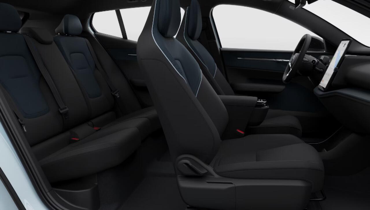 Volvo EX30 272PK Ext. Range Plus / Adaptieve Cruise Control/ Dodehoek Detectie / Parkeersensoren voor en achter/ Achteruitrijcamera/ Warmtepomp/ Google Services/