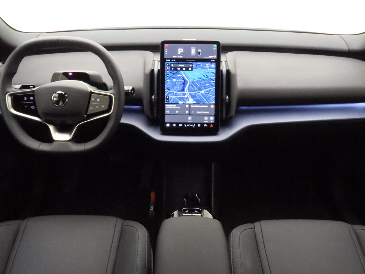 Volvo EX30 Extended Range Plus | All Season banden | Stoelverwarming | Extra getint glas