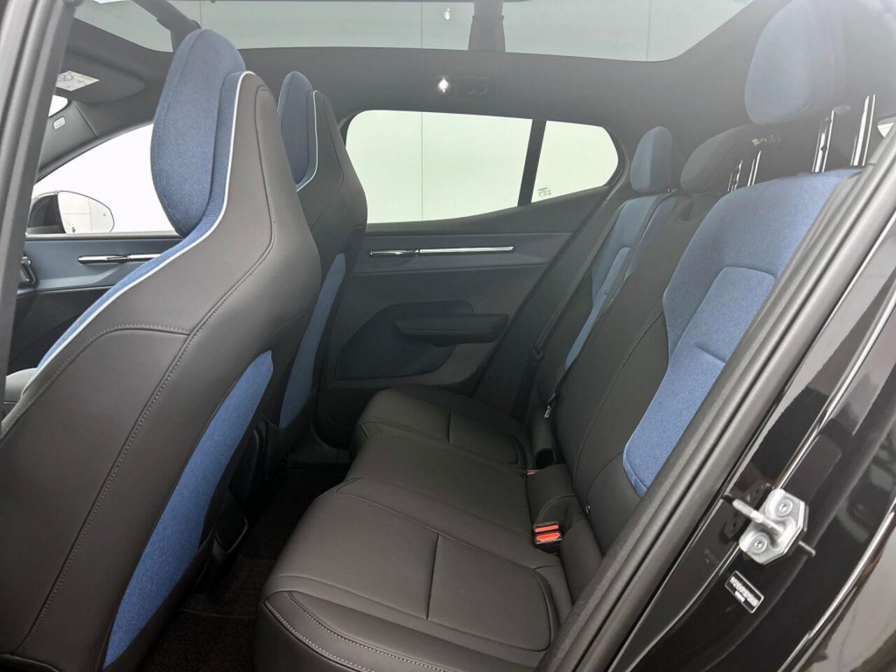 Volvo EX30 Cross Country EX30 Cross Country Twin Performance 429pk AWD Ultra Experience P