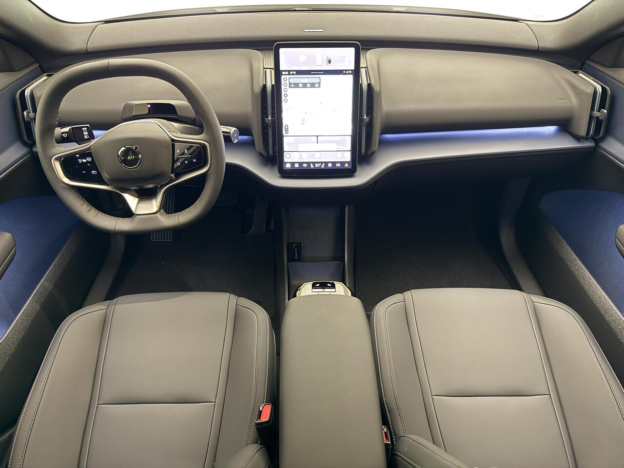 Volvo EX30 - EVERLAST - Extended Range Plus / 21" Block spoke satin black / Eibach verlagingsset / Getint glas / Stoel + Stuurwiel Verwarming /