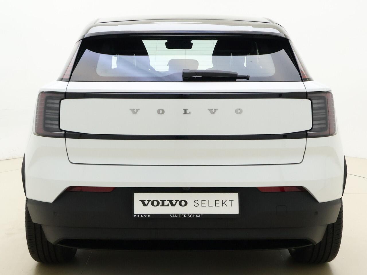 Volvo EX30 Extended Range Plus / El. Achterklep / Adapt. Cruise / BLIS / PDC + Camera /