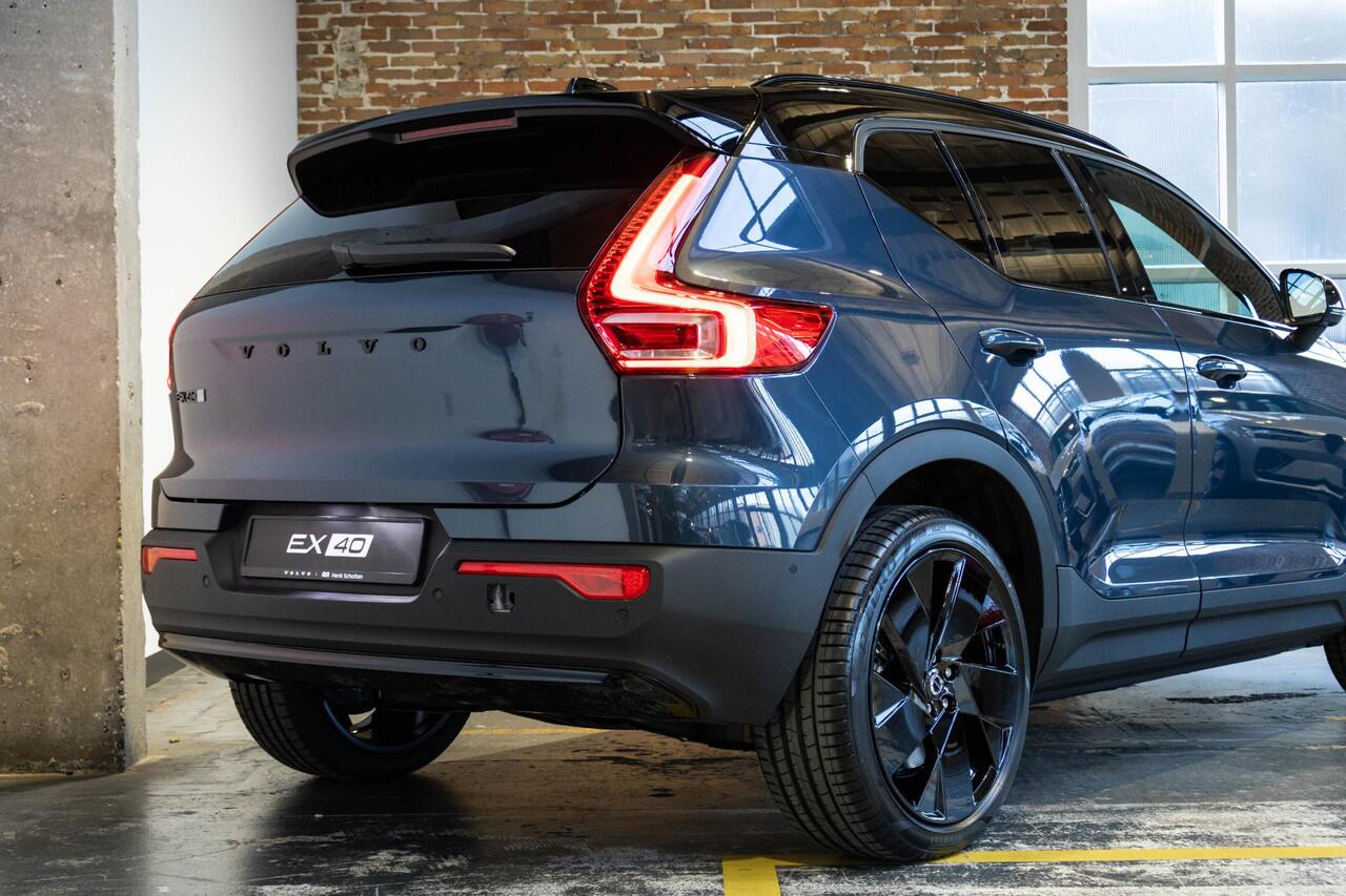 Volvo EX40 Single Motor Extended Range Ultra Black Ed. | Panoramadak | Verwarmbare voorstoelen&stuurwiel | | Premium audio by Harman Kardon | Elektrisch Verstelbare Voorstoelen | 360º Camera | Warmtepomp |