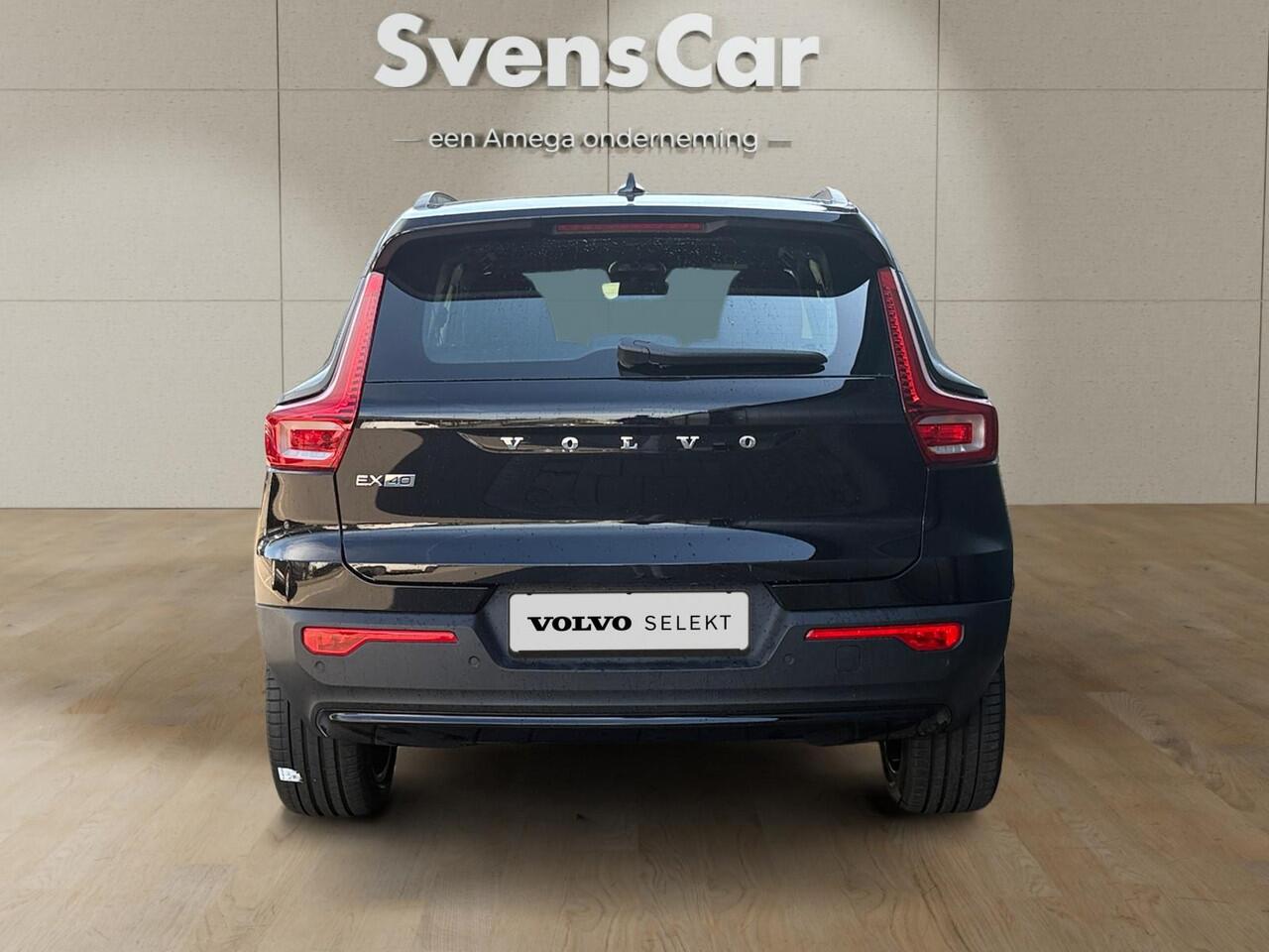 Volvo EX40 Single Motor Plus 70 kWh | Stoelverwarming | Pixel LED koplampen | Adaptive Cruise Control | Keyless Entry |