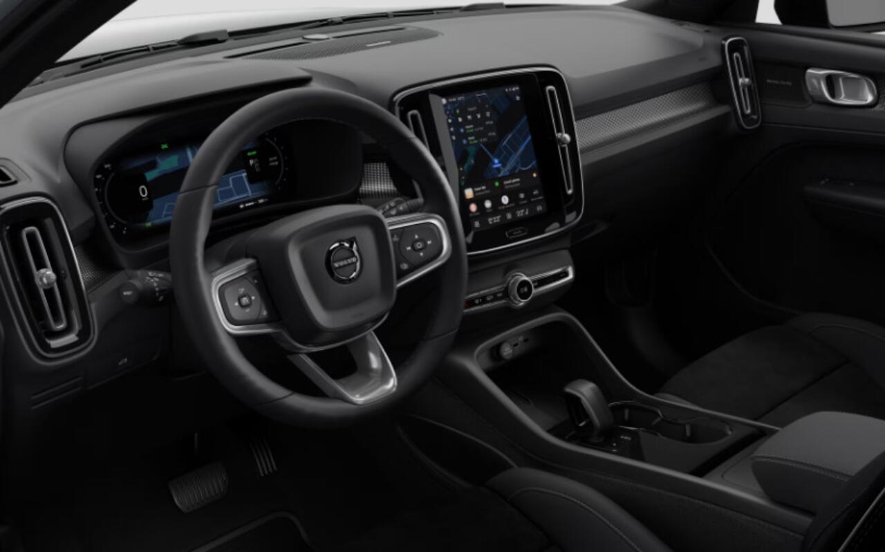 Volvo EX40 252PK Automaat Single Motor Extended Range Plus Panoramadak / Apple Carplay / Android Auto / Harman kardon audio / Adaptive cruise control / Pilot assist / Lichtmetalen velgen /