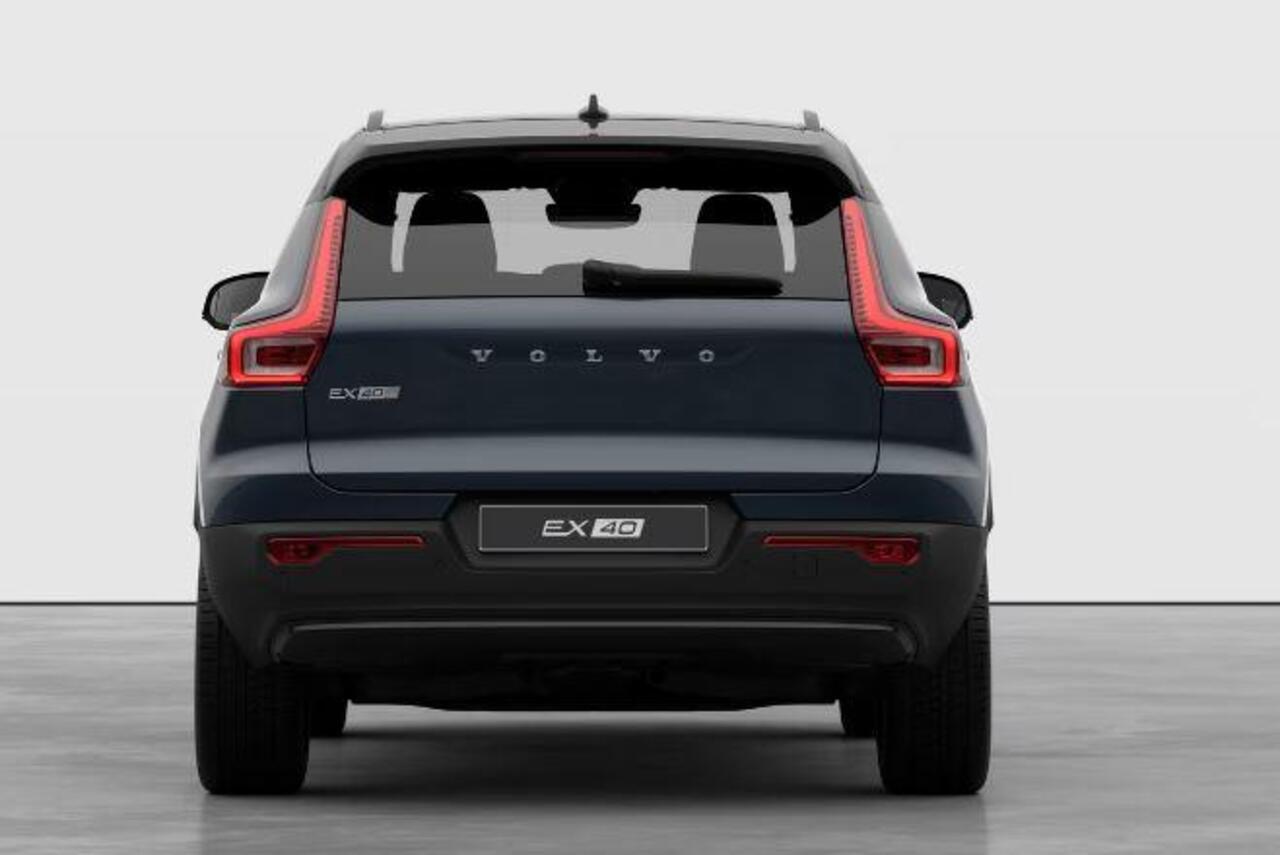 Volvo EX40 252PK Single Motor Extended Range 82 kWh Plus / Lounge Pakket / Panoramadak / 360 Camera / Extra getint glas / 20'' Velgen / Nubuck bekleding