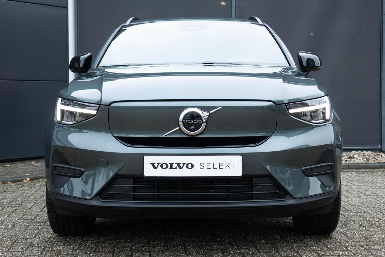 Volvo EX40 Single Motor Extended Range Business Ed. 82 kWh | 360 Camera | BLIS Dodehoekbewaking | Stuur & Stoel verwarming | Harman Kardon Hifi
