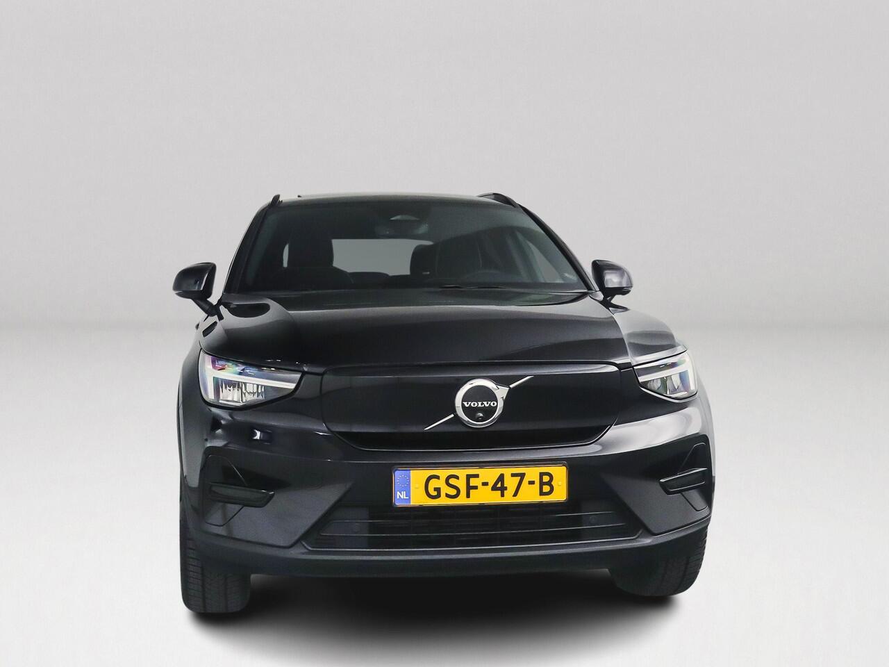 Volvo EX40 Single Motor Extended Range Ultra 82 kWh | Panoramadak | Harman Kardon | Stoel- en stuurverwarming | Trekhaak | 360° camera