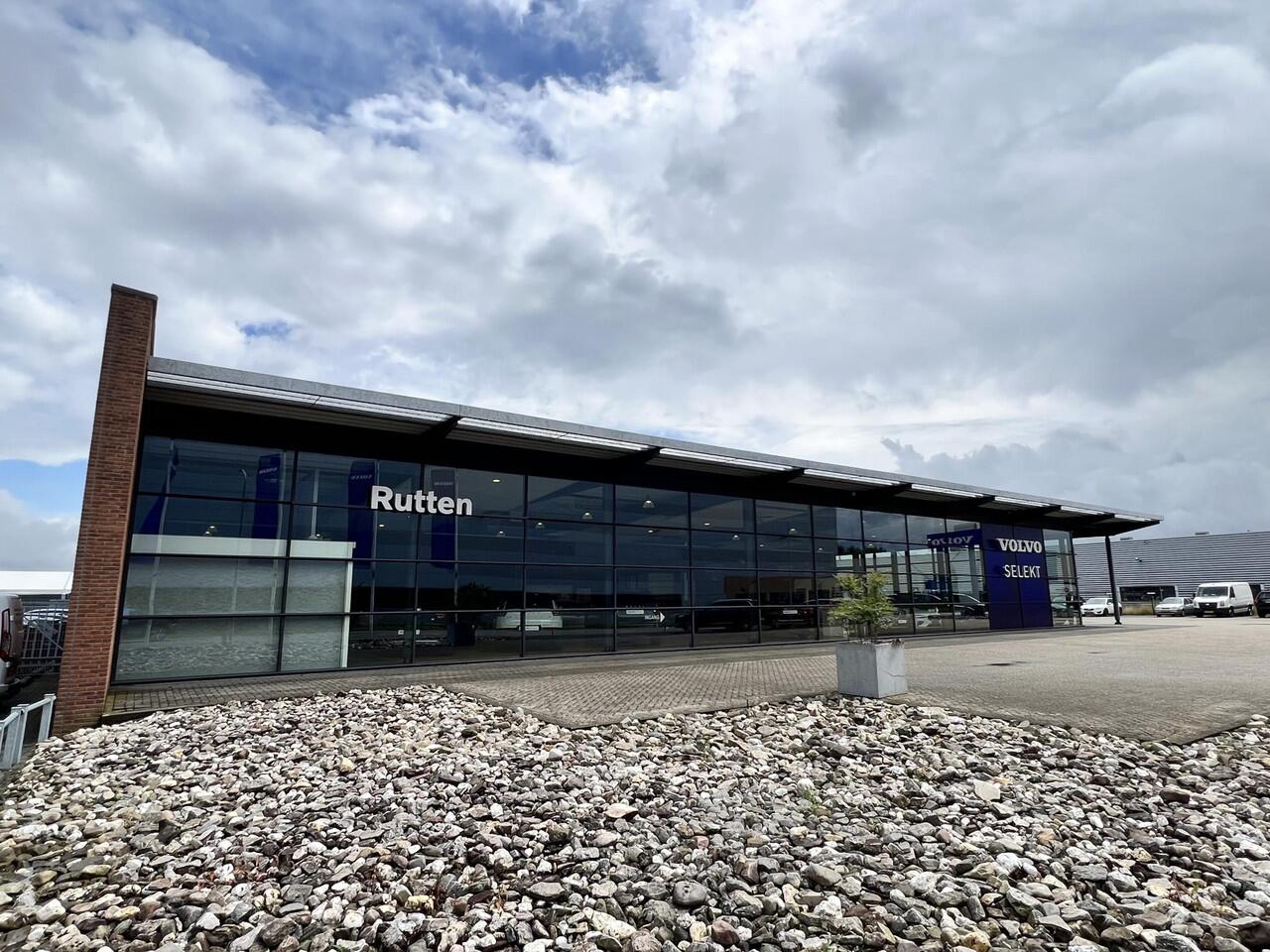 Volvo EX40 252PK Automaat Single Ext. Range Business Ed. Adaptive cruise control/ Pilot assist/ Harman Kardon audio/ Apple carplay/ Android auto/ Achteruitrijcamera/ Parkeersenoren V+A/