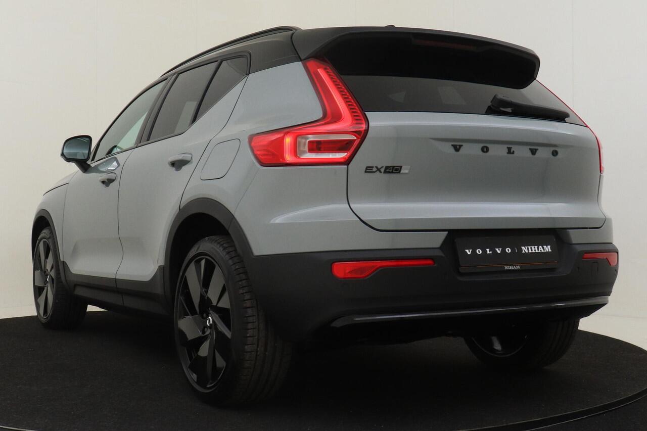 Volvo EX40 SINGLE MOTOR EXTENDED RANGE ULTRA BLACK ED. 82 kWh -PANO.DAK|HARMAN/KARDON|360°CAM|ADAP.LED|POWER-SEATS|20"