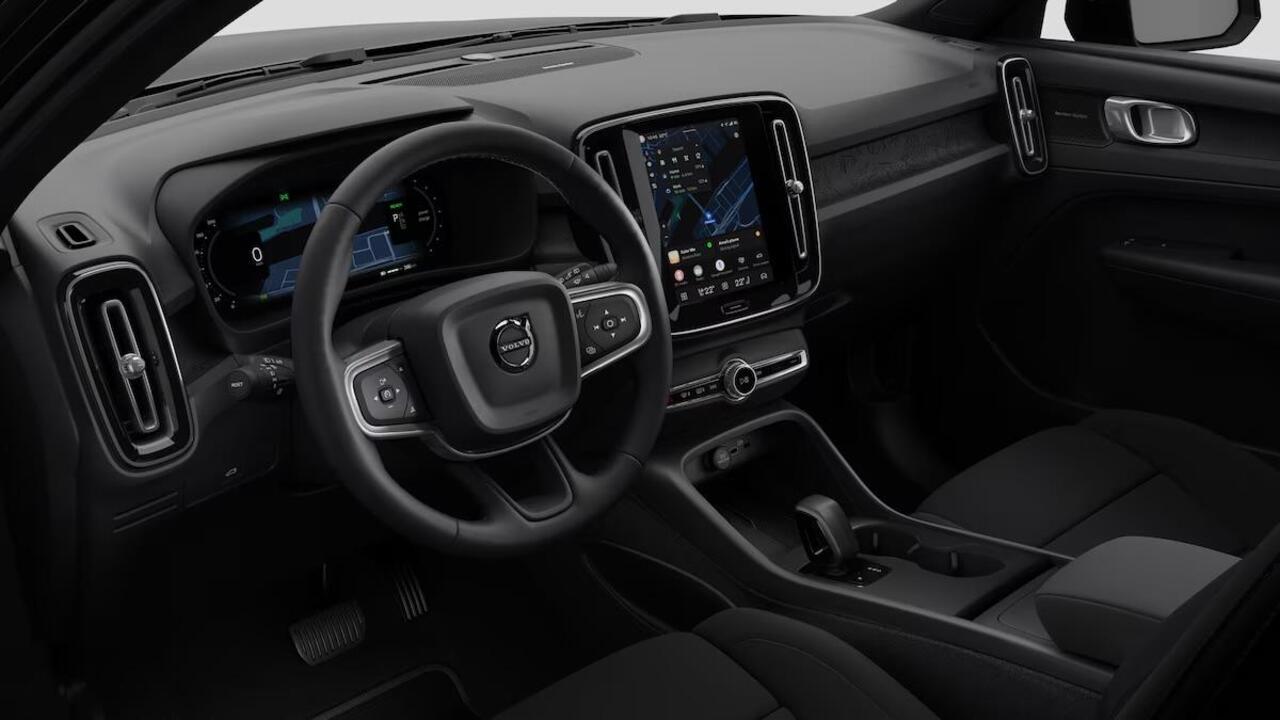 Volvo EX40 Twin Motor Business Edition 82 kWh | Adaptieve Cruise Control | Pilot Assist | Dodehoekwaarschuwing | Harman Kardon Premium Audio | Extra Getint Glas | Achteruitrijcamera |