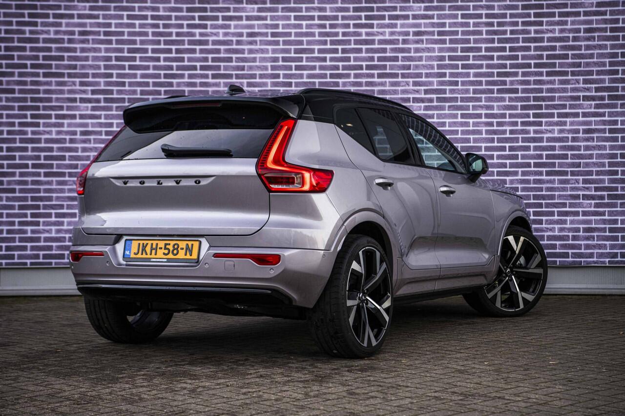 Volvo EX40 Single Motor Extended Range Ultra 82 kWh | Adaptieve Cruise Control | 22" Velgen | Black Pack | Trekhaak | Heico | Schuif/Kanteldak | Stoel + Stuurverwarming | Harman Kardon Audio | Extra Getint Glas Achter |