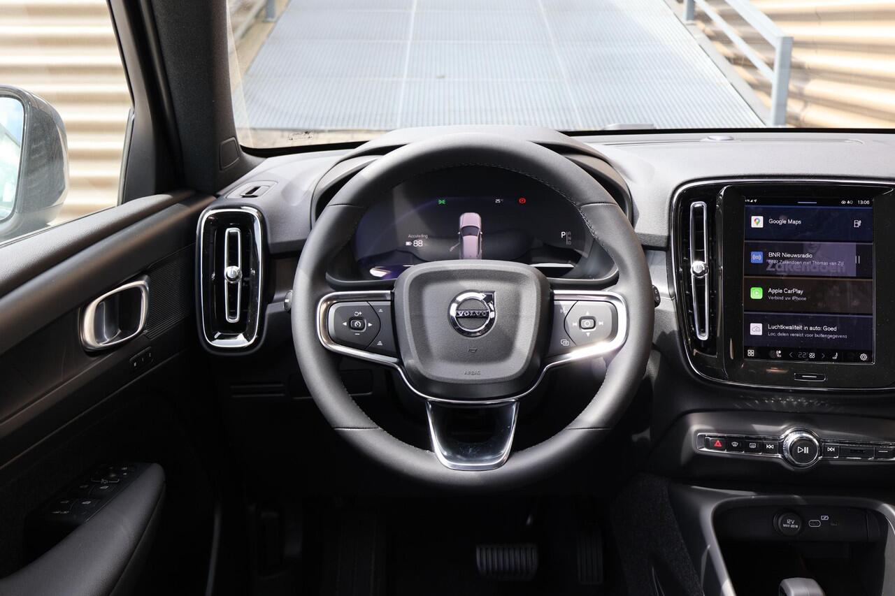 Volvo EX40 Single Motor Extended Range Plus 82 kWh | 20" Black Edition wielen | Memory stoelen elektr. bedienbaar | Pilot assist