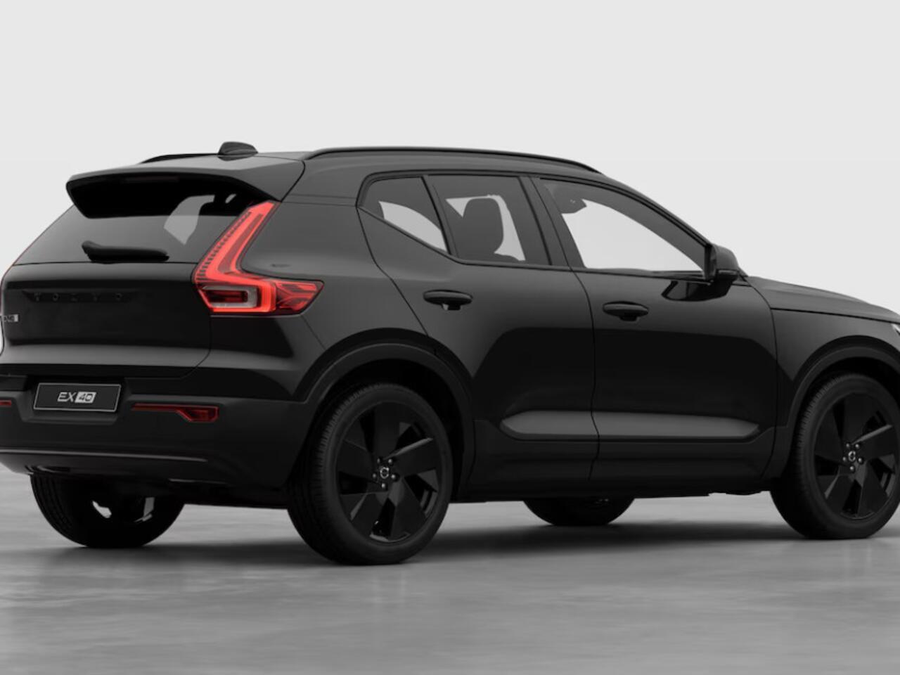 Volvo EX40 Single Motor Extended Range Ultra Black Ed. 82 kWh l Snel leverbaar l