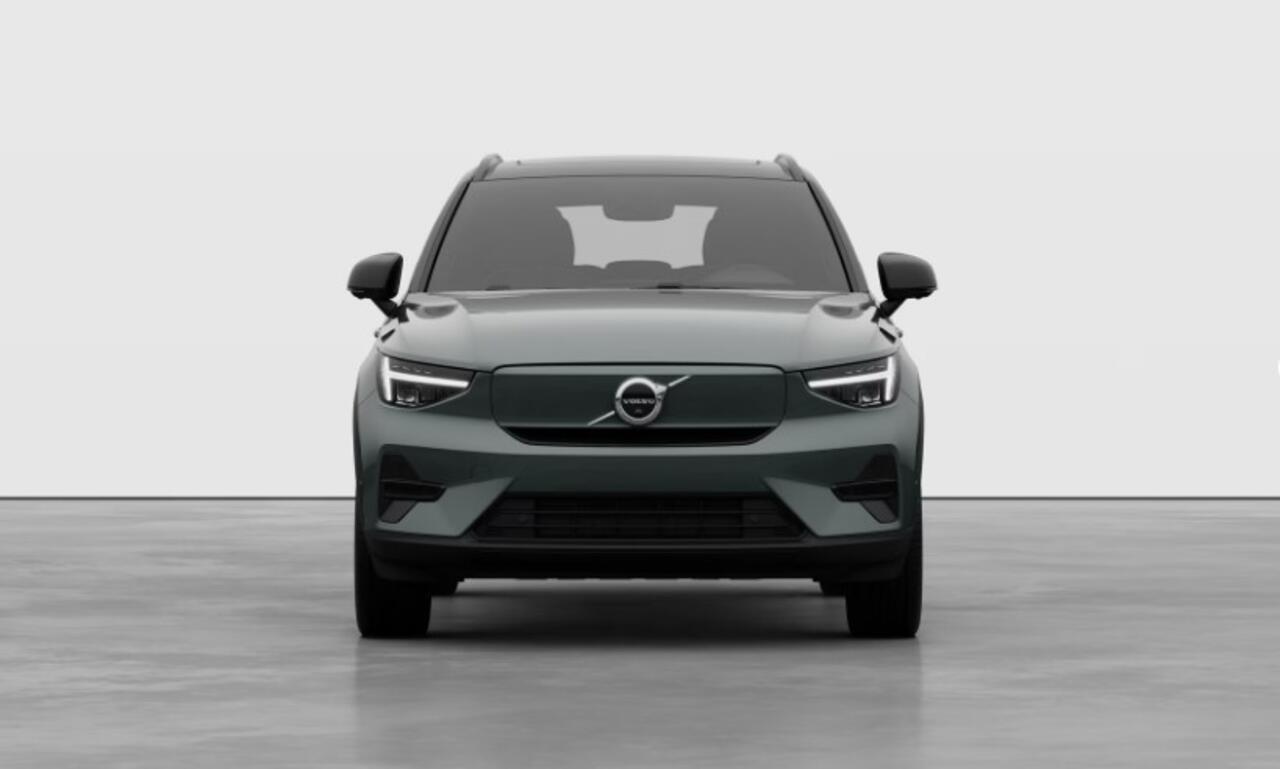 Volvo EX40 252PK Auotmaat Single Motor Extended Range Plus Panoramadak / Apple Carplay / Android Auto / Harman kardon audio / Adaptive cruise control / Pilot assist / Lichtmetalen velgen /