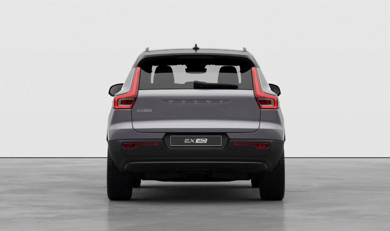 Volvo EX40 252PK Single Motor Extended Range 82 kWh Plus / Lounge Pakket / Extra getint glas / 360 Camera / 20'' velgen / Panoramadak / Zwart dak