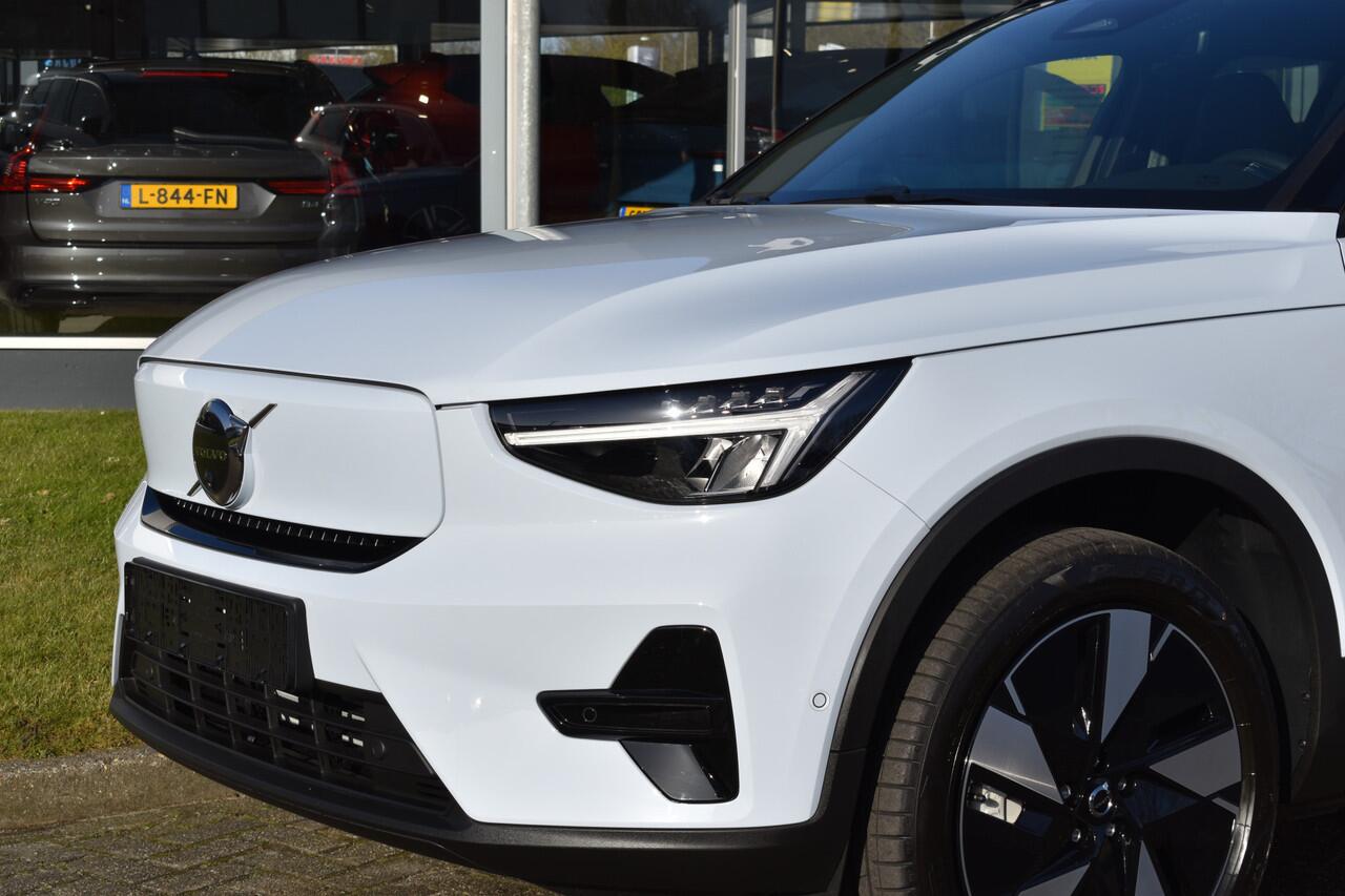 Volvo EX40 Extended Range 252PK Plus 82KWH | 3000,- voorraadkorting | Visual park assist | Extra getint glas achter | Climate pack