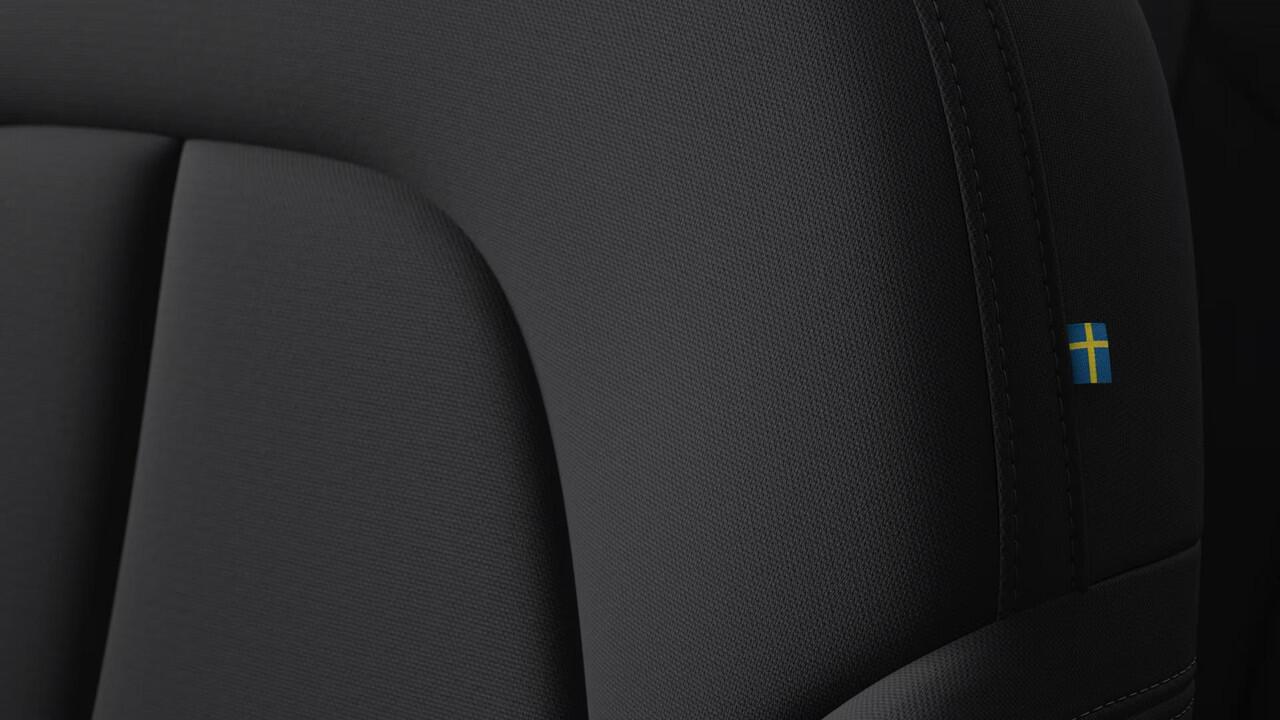 Volvo EX40 Single Motor Extended Range Business Edition | Verwacht Dec. 2025 | Stoel/Stuurverwarming | Warmtepomp | Adaptieve Cruise Control | Dodehoekwaarschuwing | 360º Camera | Harman Kardon Premium Audio |