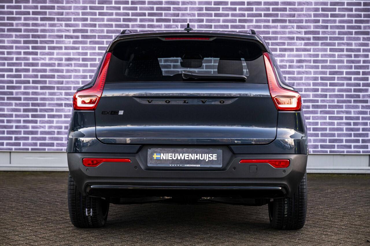 Volvo EX40 Single Motor Extended Range Plus Black Edition Europa | Harman/Kardon | Power Seats | BLIS | Adaptive Cruise Control | Stoelverwarming voor & achter | Stuurverwarming | Warmtepomp | Getint Glas |