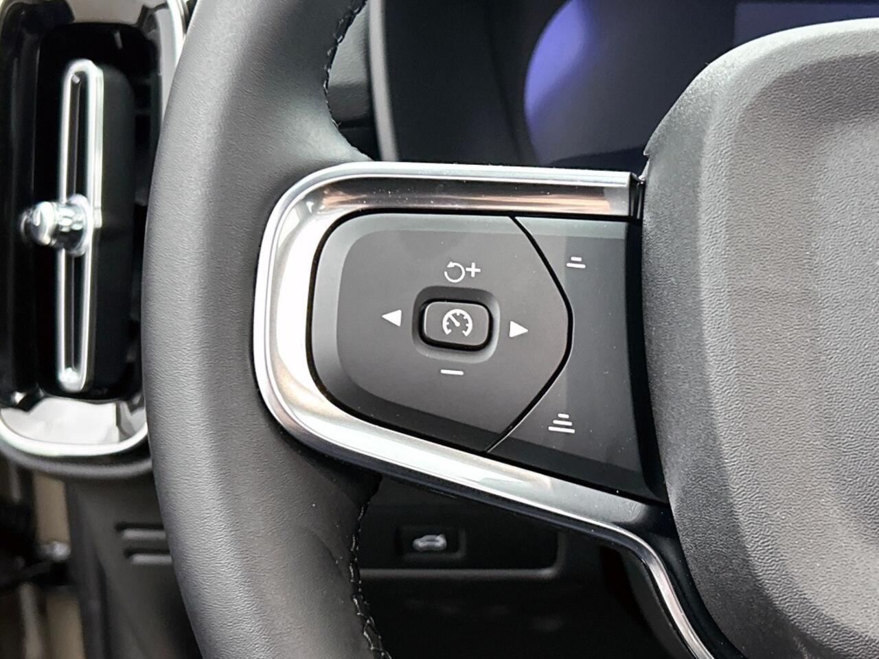 Volvo EX40 Extended Range Ultra 82 kWh