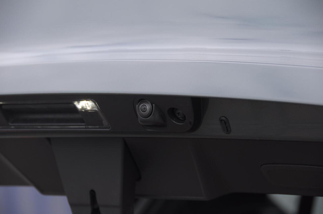 Volvo EX40 Single Motor Extended Range Business Ed. 82 kWh