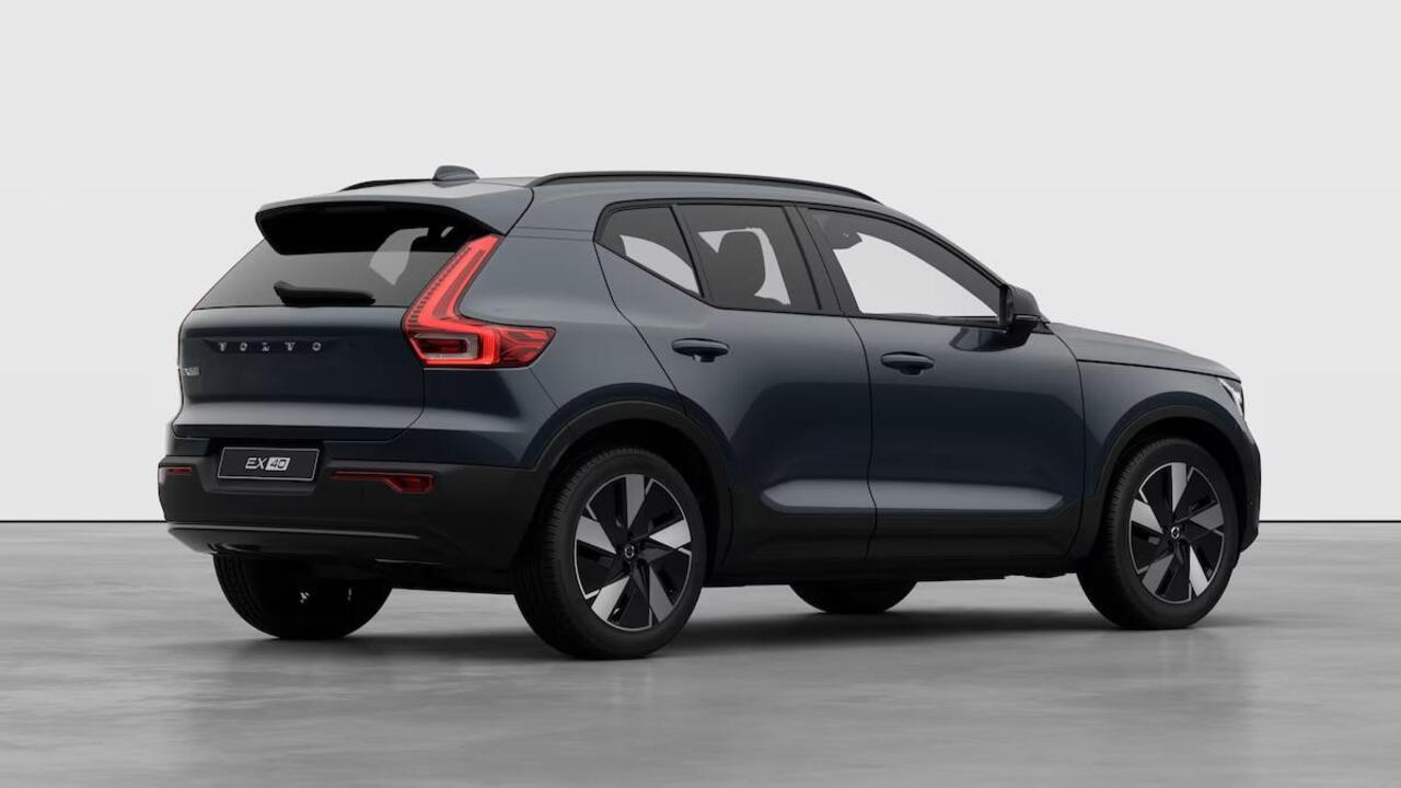 Volvo EX40 Single Motor Extended Range Business Ed. 82 kWh | Direct Leverbaar | Climate Pack | Adaptieve Cruise Control | Harman Kardon Premium Sound | Extra Getint Glas | 360 Graden Camera | BLIS | Luxe Bekleding |