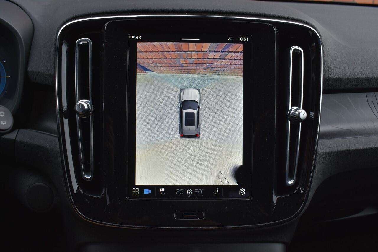 Volvo EX40 Extended Range 252PK Plus Black Edition 82 kWh