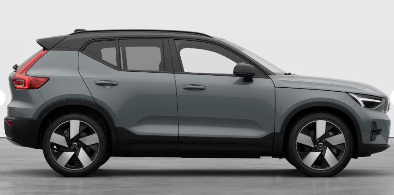 Volvo EX40 252PK Single Motor Extended Range 82 kWh Plus / Lounge pakket / Extra getint glas / Panoramadak / 360 camera / 20''velgen / zwart dak