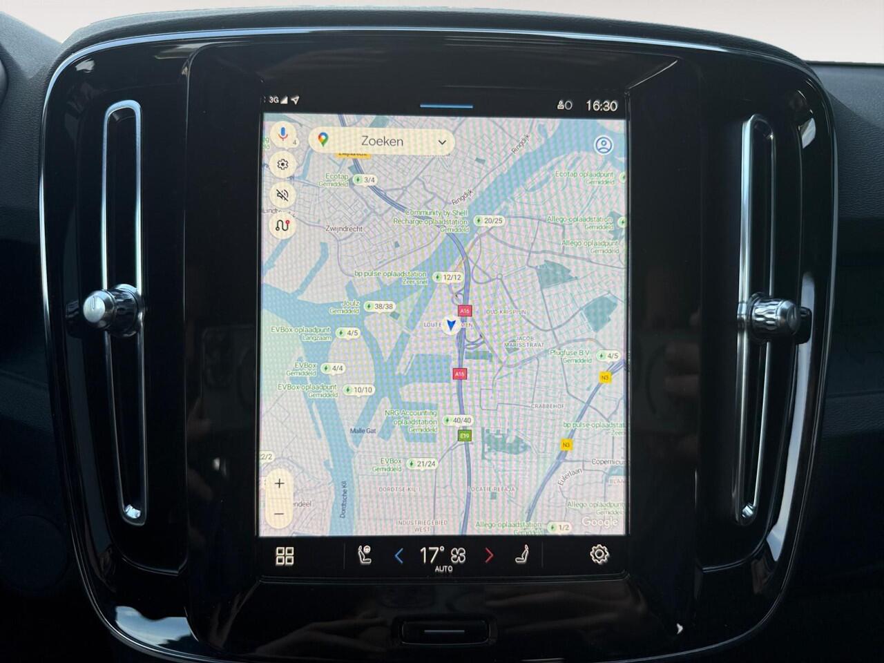 Volvo EX40 Single Motor Plus 70 kWh | Stoelverwarming | Pixel LED koplampen | Adaptive Cruise Control | Keyless Entry |
