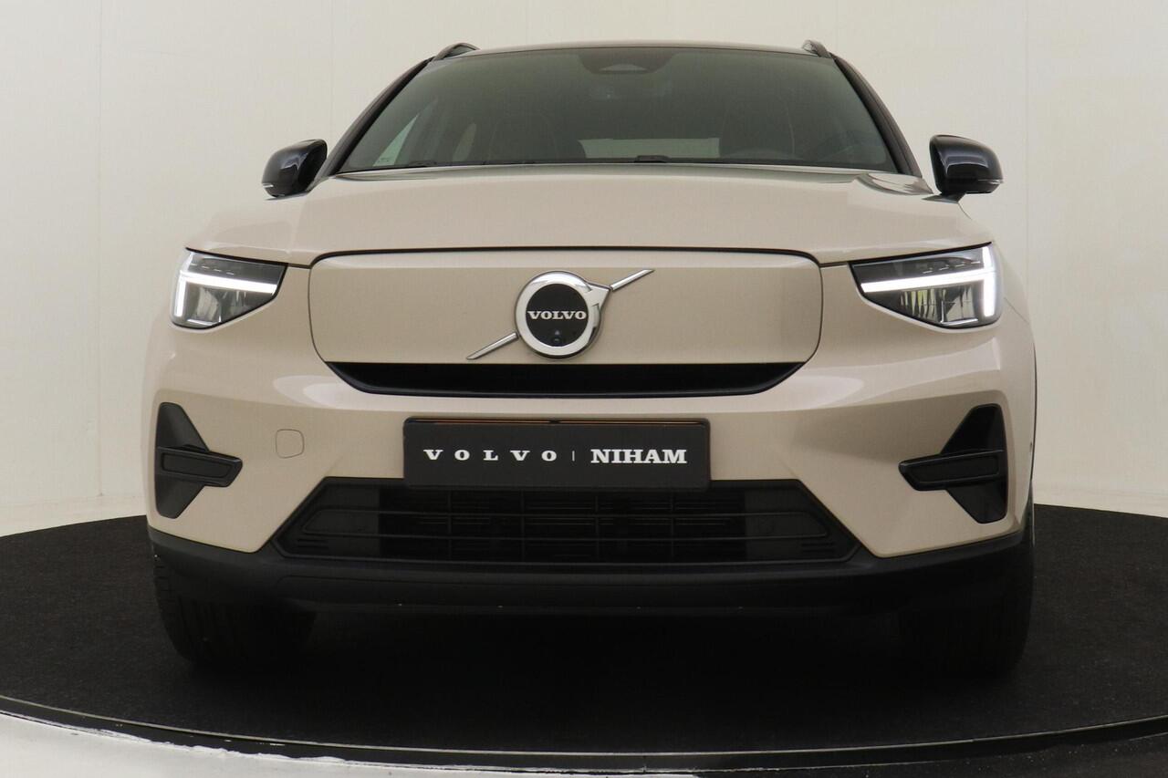 Volvo EX40 SINGLE MOTOR EXTENDED RANGE ULTRA 82 kWh -PANO.DAK|360°CAM|TREKHAAK|HARMAN/KARDON|20"