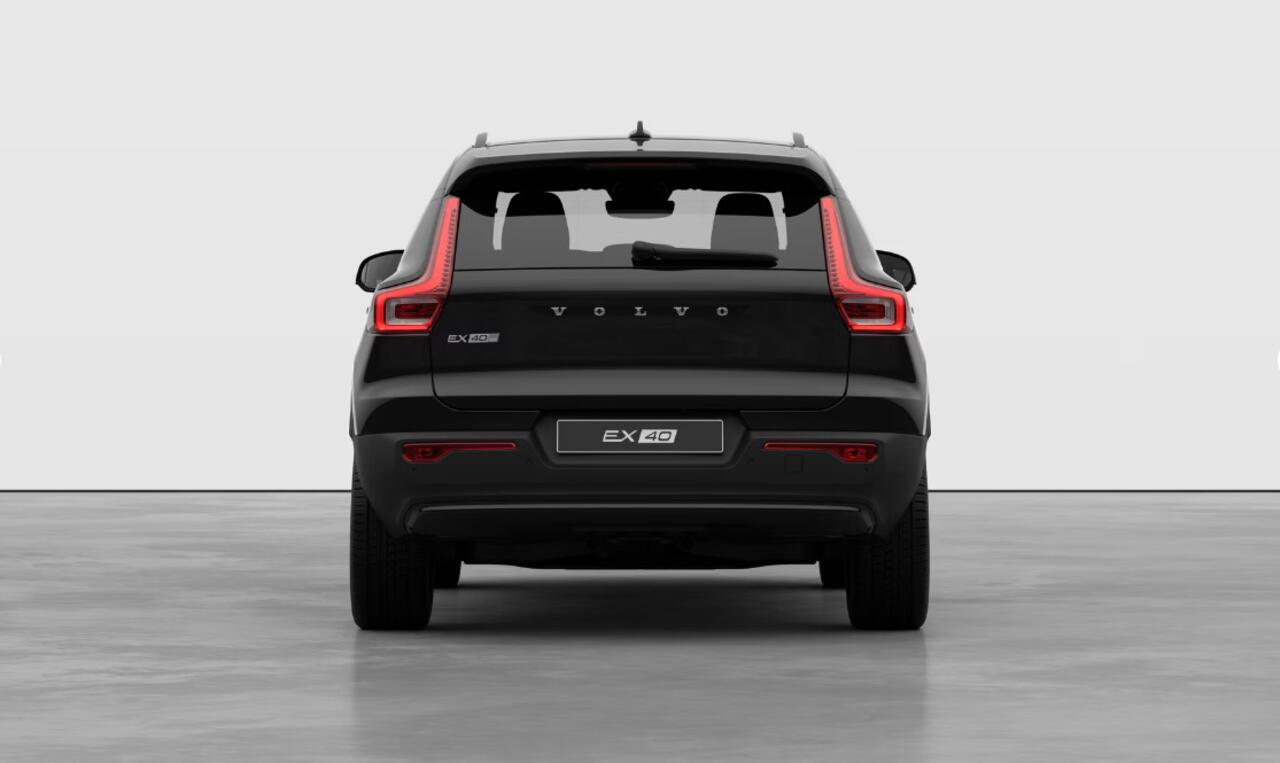 Volvo EX40 Single Motor Extended Range Plus 82 kWh Panoramadak / Extra getint glas achter / 360 Camera / Apple Carplay / Harman Kardon audio / 20? lichtmetalen velgen / Adaptive cruise control / Pilot assist /