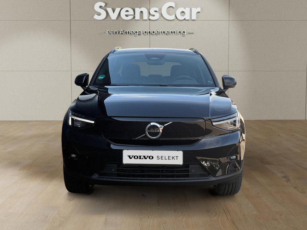 Volvo EX40 Single Motor Plus 70 kWh | Stoelverwarming | Pixel LED koplampen | Adaptive Cruise Control | Keyless Entry |