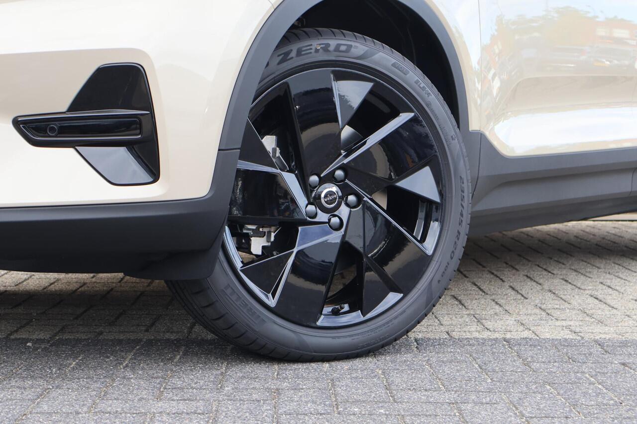 Volvo EX40 Single Motor Extended Range Plus 82 kWh | 20" Black Edition wielen | Memory stoelen elektr. bedienbaar | Pilot assist