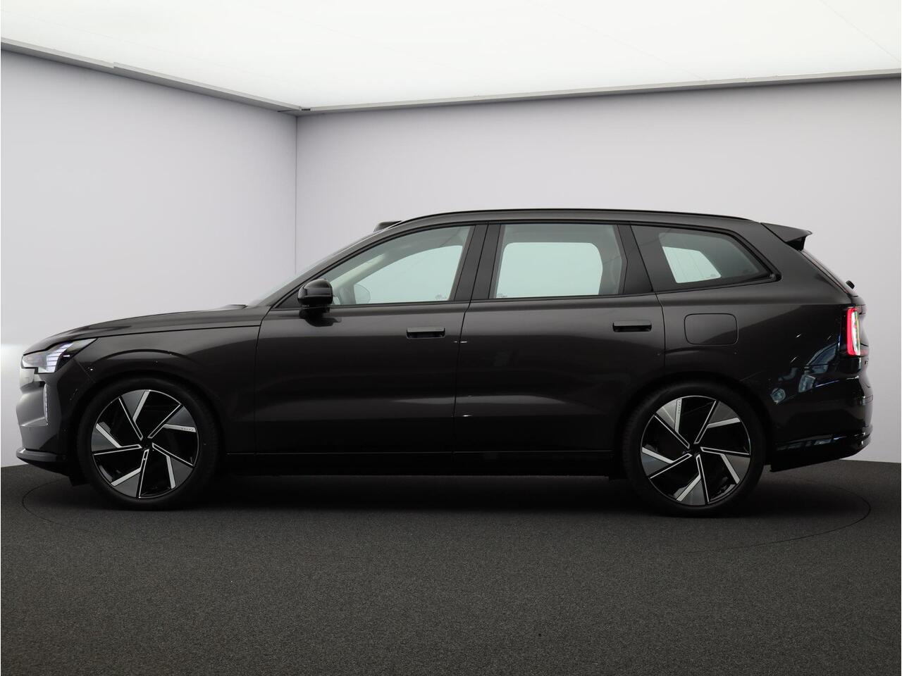 Volvo EX90 Twin Motor Performance Ultra 7p. 111 kWh / Bowers & Wilkins / Massage stoelen / Ventilatie stoelen / 360 camera / luchtvering / Pilot Assist Pack