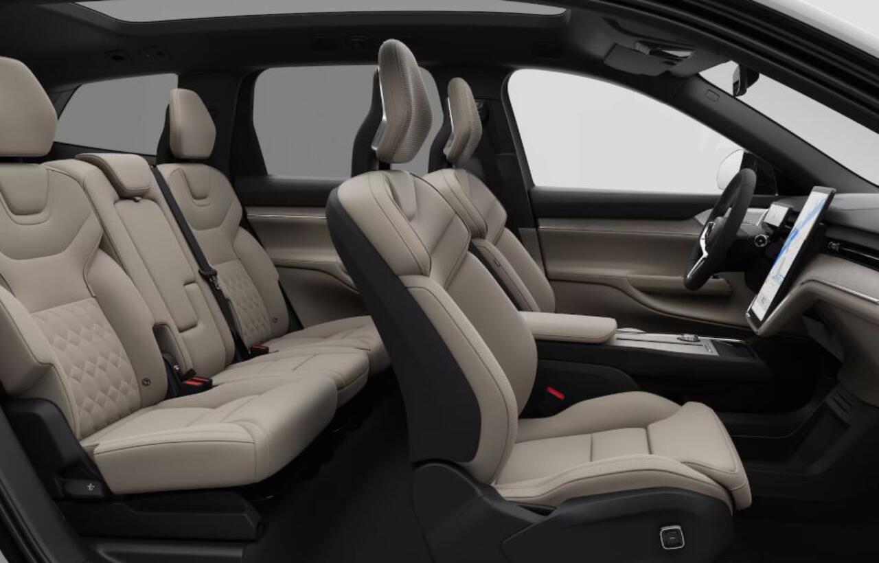 Volvo EX90 Twin Motor 408PK Ultra 7P 111 kWh | Climate Pack | Pilot Assist Pack | Bowers & Wilkins | Luchtvering | 22'' | Extra getint glas |