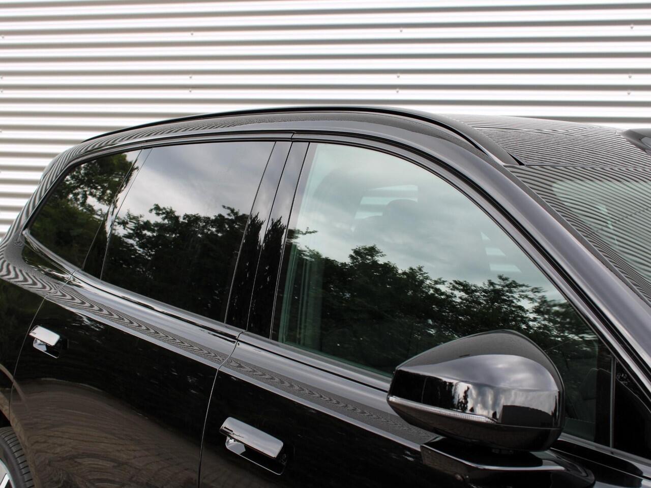 Volvo EX90 Twin Motor Performance Ultra Automaat / Luchtvering / Bowers & Wilkens audio / 22" velgen / Pilot Assist Pack / Climate Pack / Privacy Glass