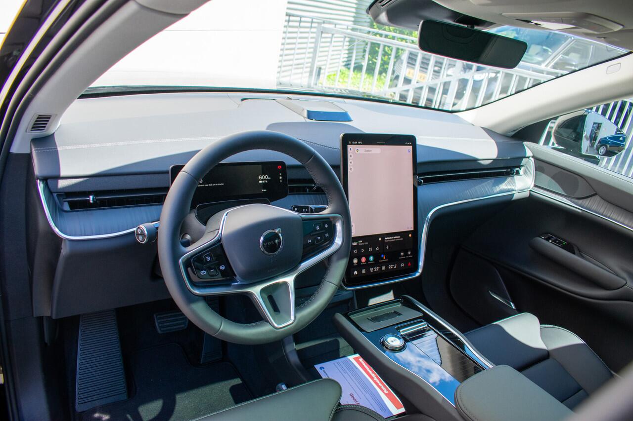 Volvo EX90 Single Motor Core 7p. 104 kWh Pilot assist Pack-Climate Pack-360 Camera