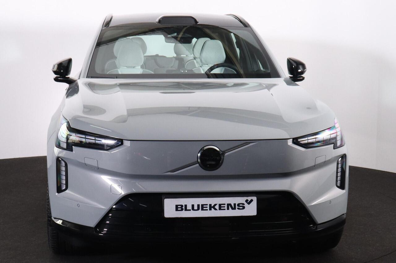 Volvo EX90 Twin Motor Performance Ultra 7p. 111 kWh - Luchtvering - Pilot Assist Pack - Panoramadak - IntelliSafe Assist & Surround - 360º Camera - Bowers & Wilkins audio - Verwarmde voorstoelen, stuur & achterbank - Parkeersensoren voor & achter - Head up display -