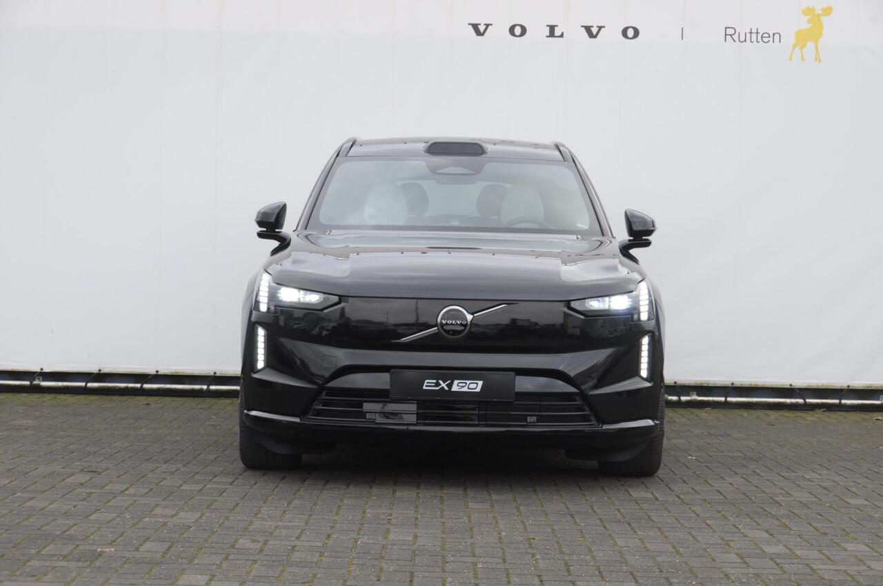 Volvo EX90 408PK Automaat Twin Motor Ultra / Panoramadak / Luchtvering / Head-up display / Stoelverwarming en stuurwielverwarming / Massagestoelen / Memory seats / Adaptive cruise control / 360 Camera / elektrische achterklep