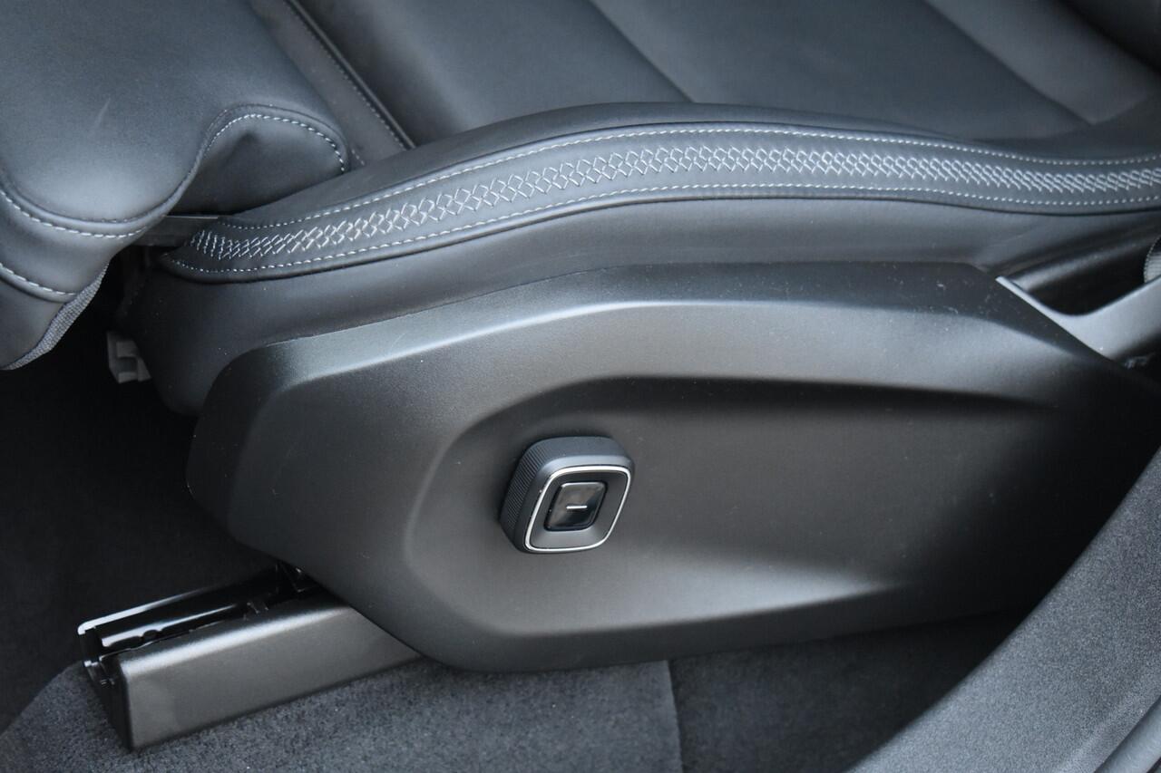 Volvo EX90 Twin Motor Performance 517PK Ultra 7p. 111 kWh | Trekhaak | Luchtvering | Climate | 22'' |